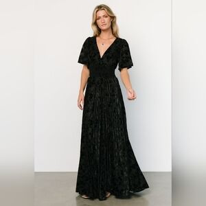 Baltic Born | NWOT Veronica Black Velvet Maxi Dress Size XS